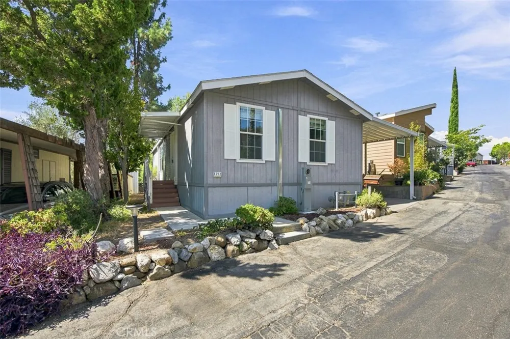 4201 Topanga Canyon Boulevard #21 Woodland Hills, CA 91364
