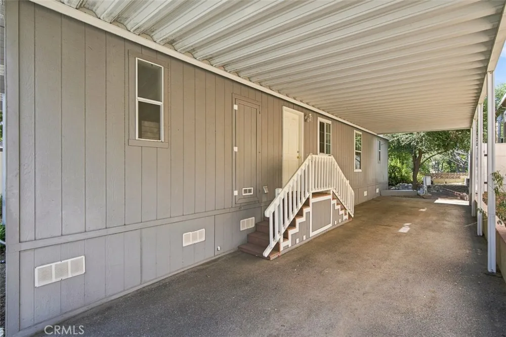 4201 Topanga Canyon Boulevard #21 Woodland Hills, CA 91364
