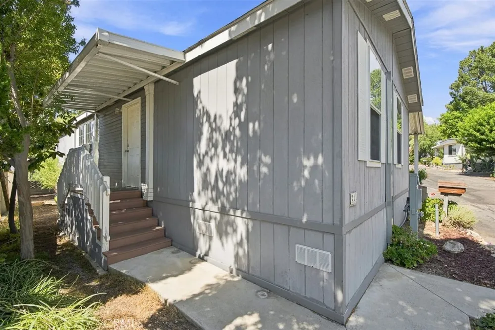 4201 Topanga Canyon Boulevard #21 Woodland Hills, CA 91364