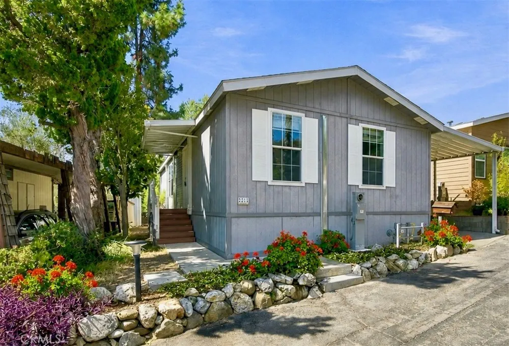 4201 Topanga Canyon Boulevard #21 Woodland Hills, CA 91364
