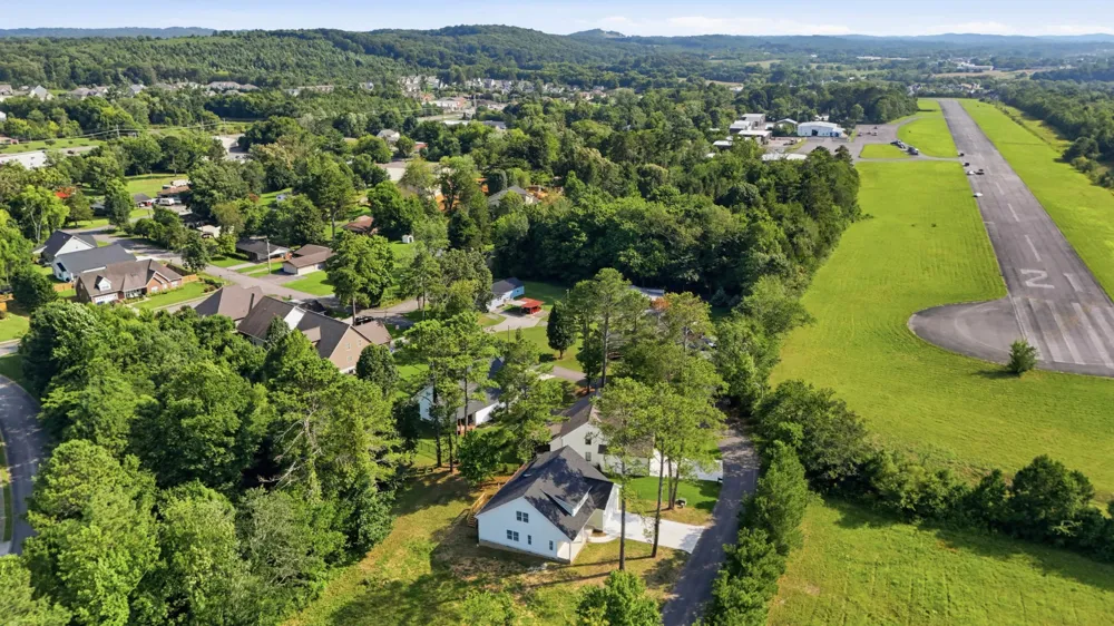 332 56th St NW Cleveland, TN 37312