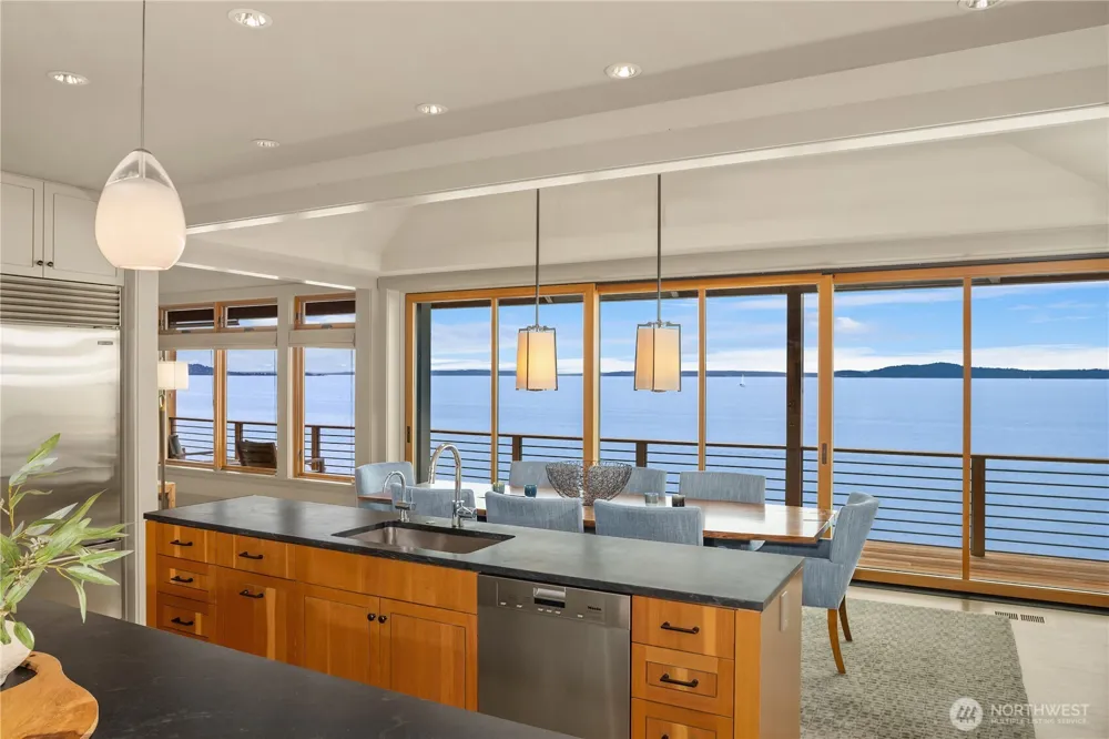 2481 Perkins Lane W Seattle, WA 98199