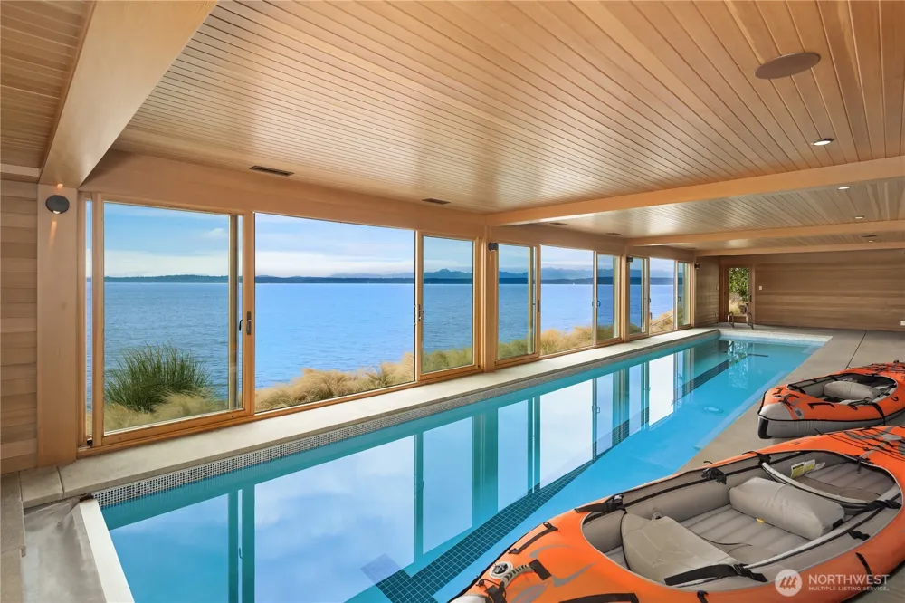 2481 Perkins Lane W Seattle, WA 98199