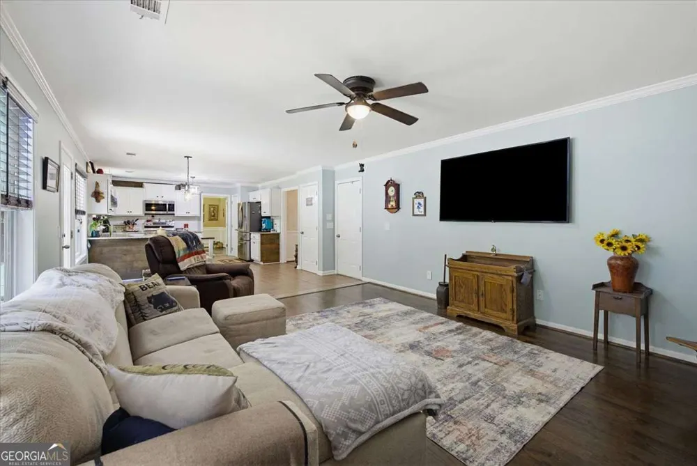 9055 Montclair Hills DR Cumming, GA 30028
