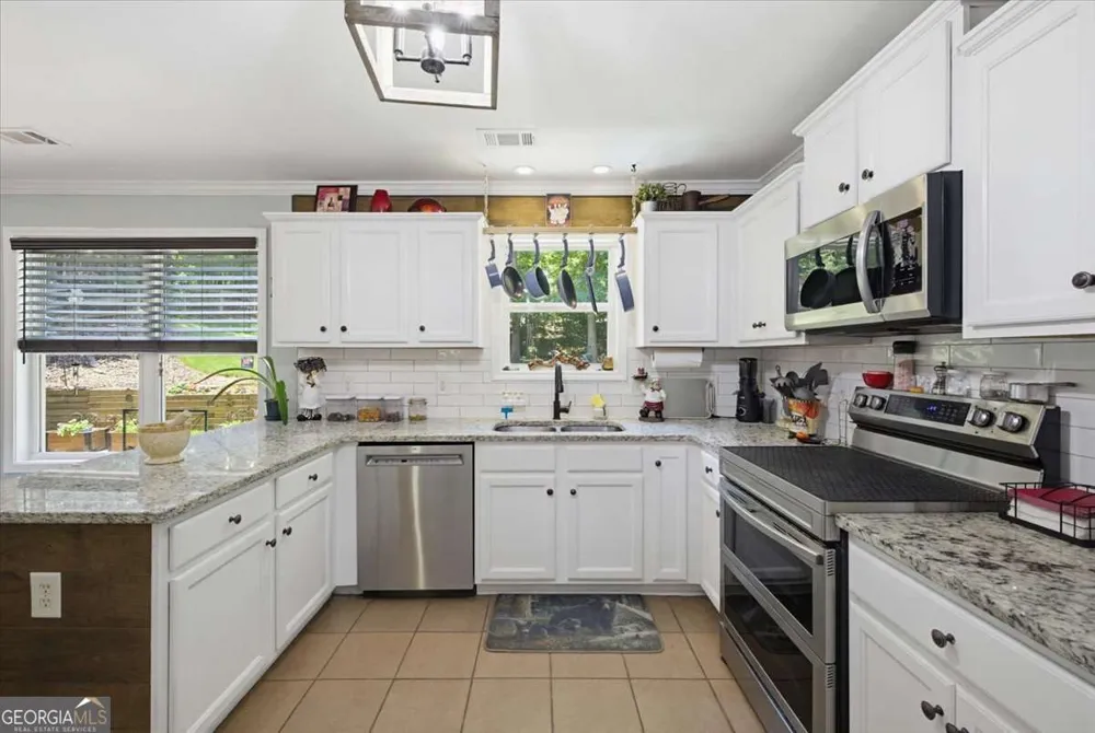 9055 Montclair Hills DR Cumming, GA 30028