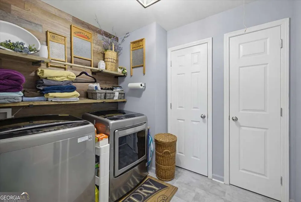 9055 Montclair Hills DR Cumming, GA 30028