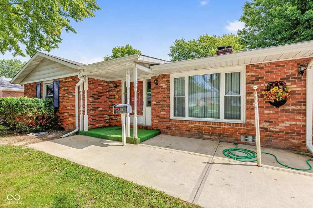 1210 Morningside Drive Anderson, IN 46011
