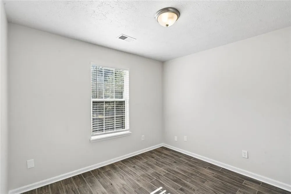 4879 Lake Park Lane Acworth, GA 30101