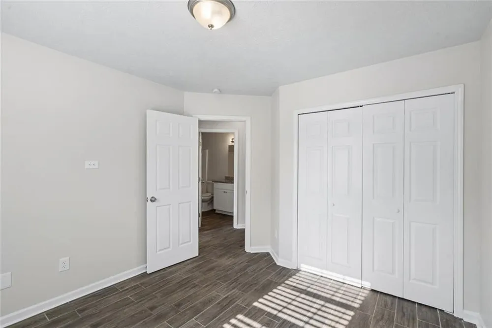 4879 Lake Park Lane Acworth, GA 30101