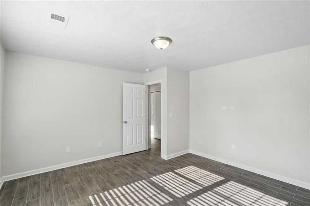 4879 Lake Park Lane Acworth, GA 30101