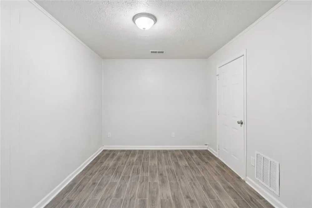 4879 Lake Park Lane Acworth, GA 30101
