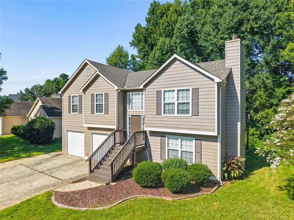 4879 Lake Park Lane Acworth, GA 30101