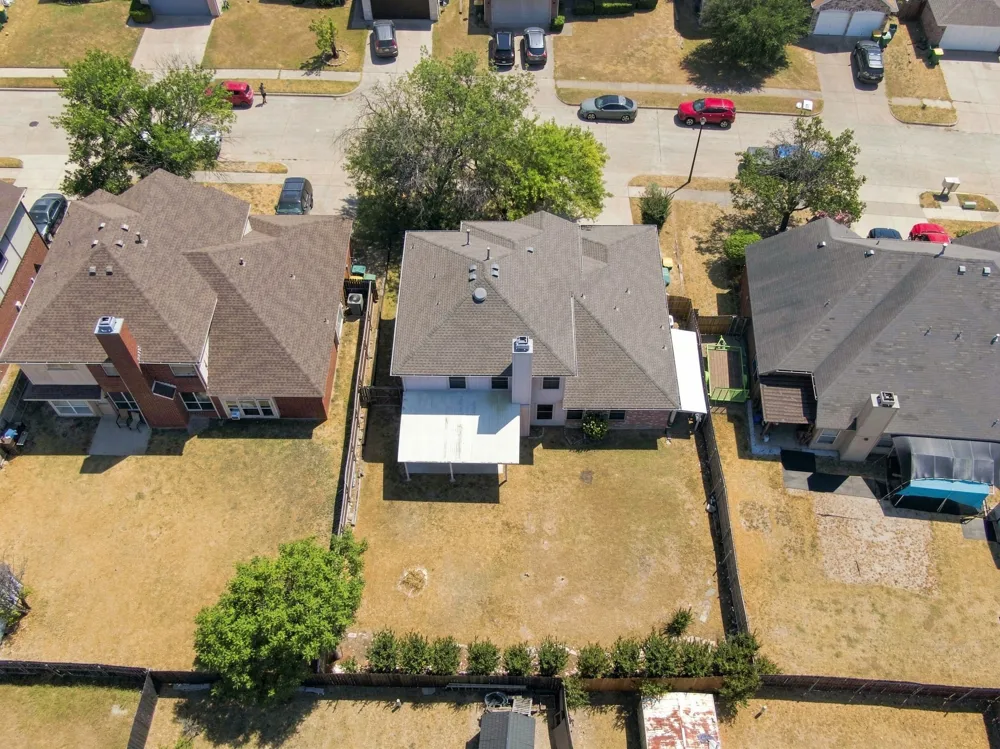 212 Armstrong Drive Cedar Hill, TX 75104