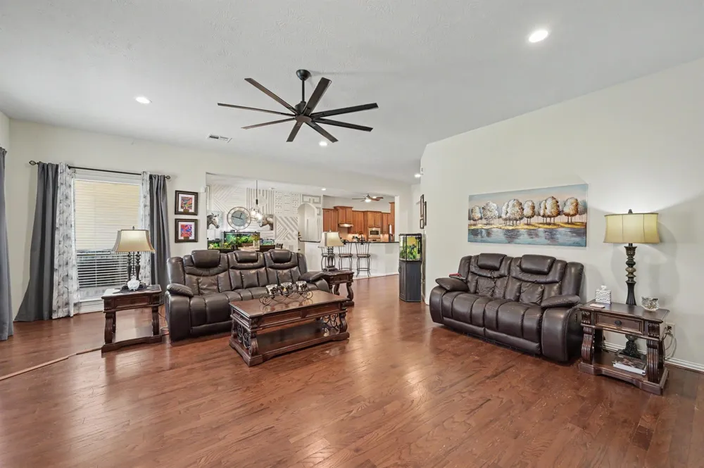 30827 Legends Trace Drive Spring, TX 77386