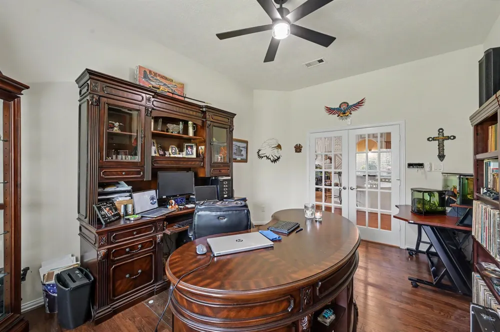 30827 Legends Trace Drive Spring, TX 77386