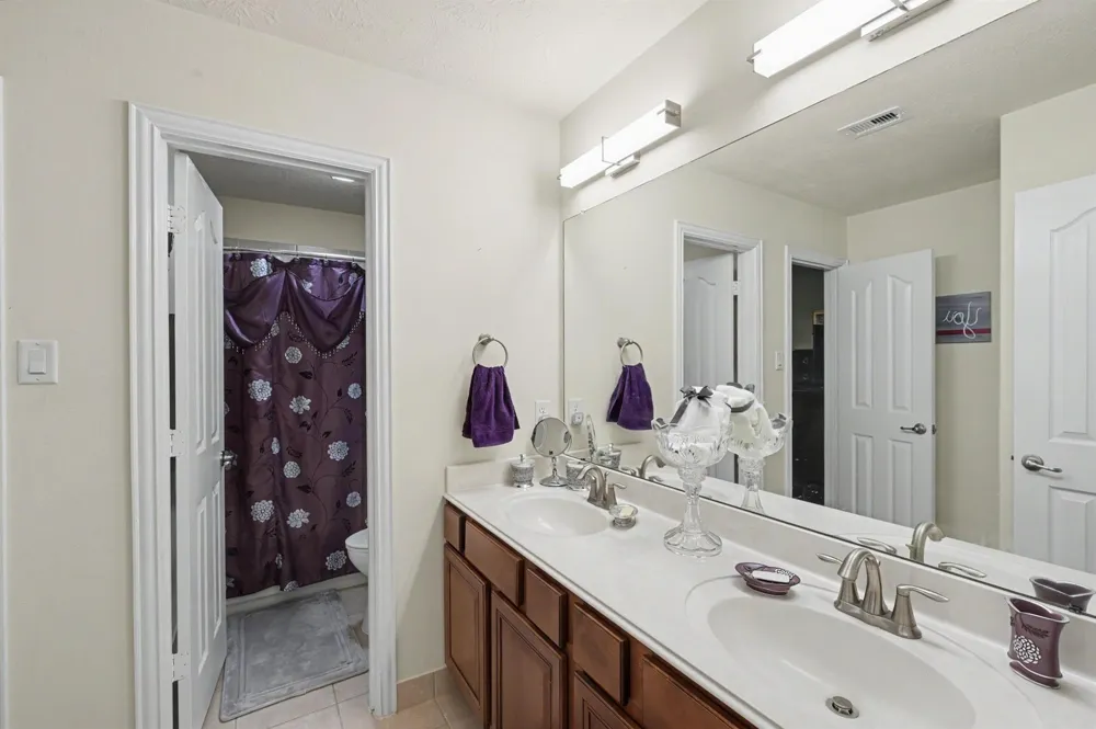 30827 Legends Trace Drive Spring, TX 77386