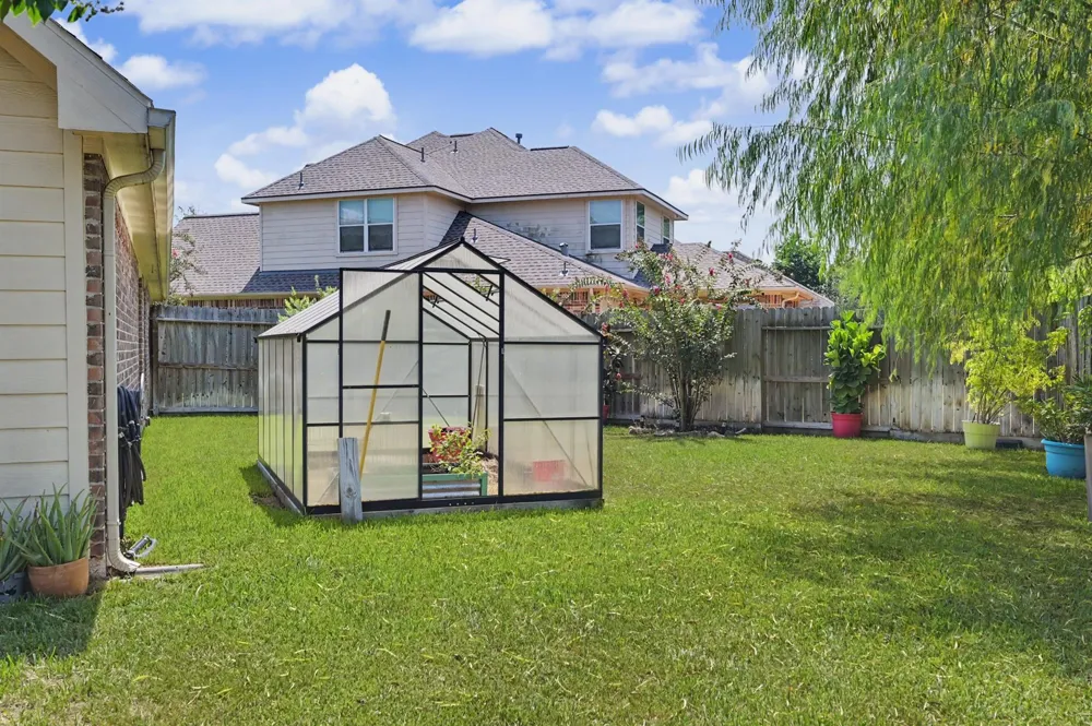 30827 Legends Trace Drive Spring, TX 77386