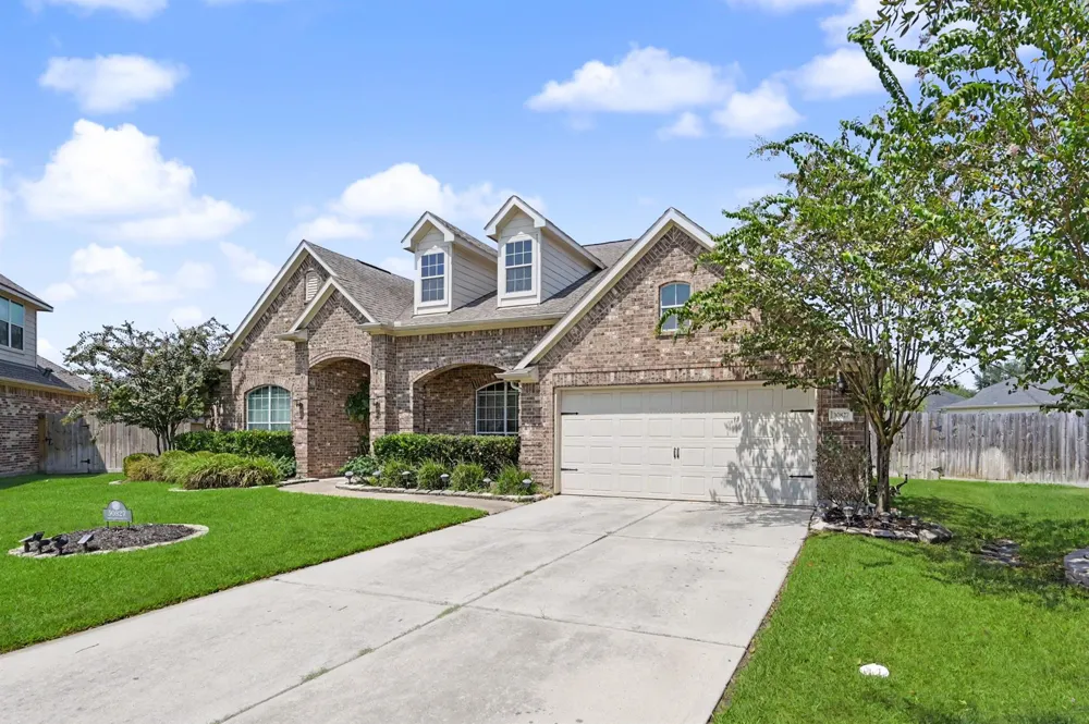 30827 Legends Trace Drive Spring, TX 77386