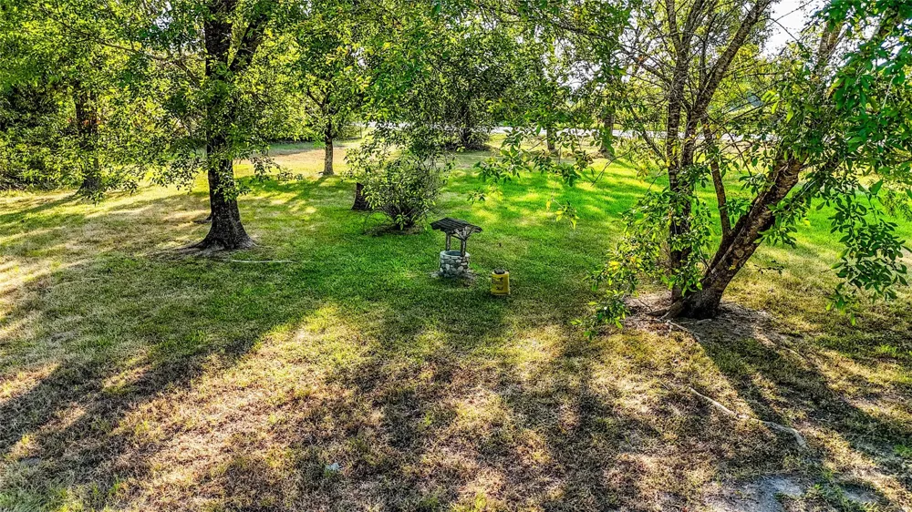 1493 Fm 980 Huntsville, TX 77320
