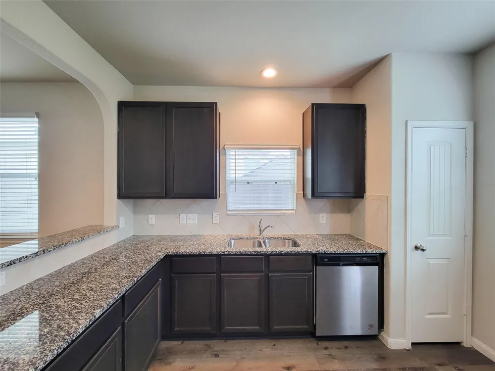 4918 Purple Wisteria Lane Spring, TX 77373