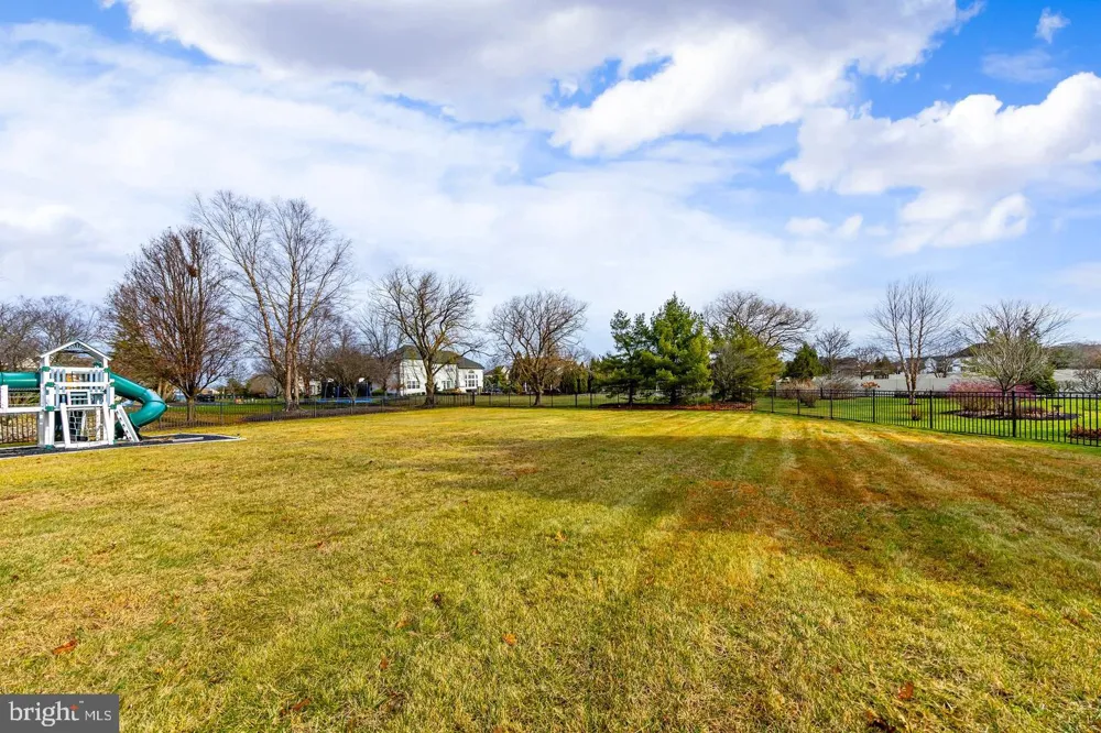 10 MORNING GLORY CIRCLE Mullica Hill, NJ 08062
