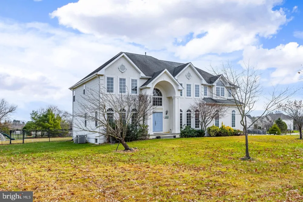 10 MORNING GLORY CIRCLE Mullica Hill, NJ 08062