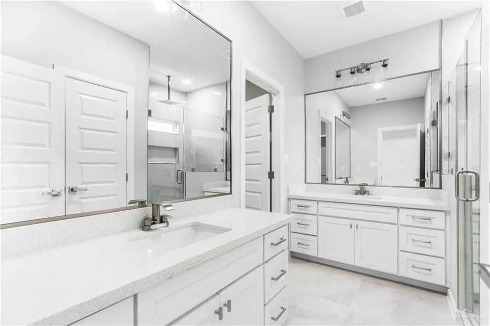 5704 Gira Del Sol Street Edinburg, TX 78542