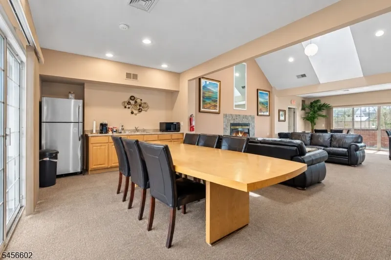 1338 Lavender Ct Mahwah, NJ 07430