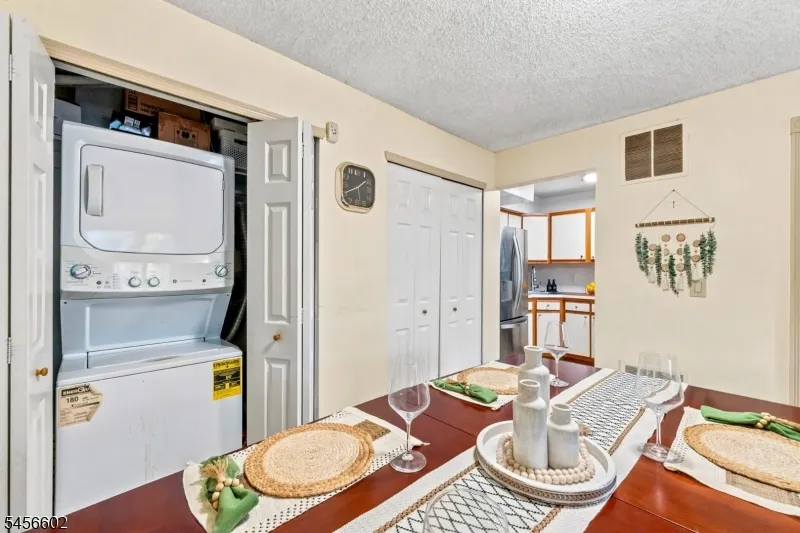 1338 Lavender Ct Mahwah, NJ 07430