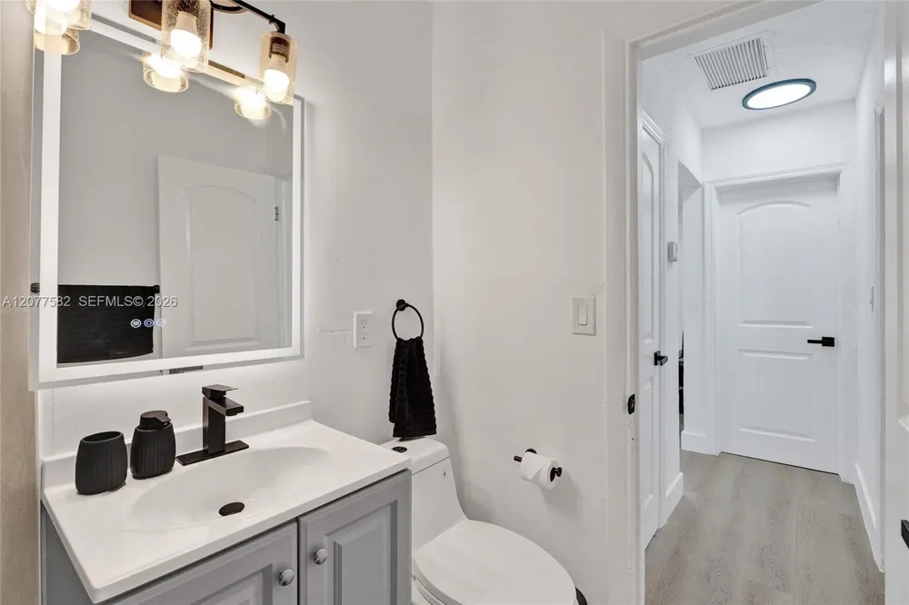 1115 NW 1st Ave Fort Lauderdale, FL 33311
