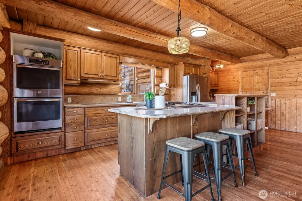 1231 Willeys Lake Rd Ferndale, WA 98248