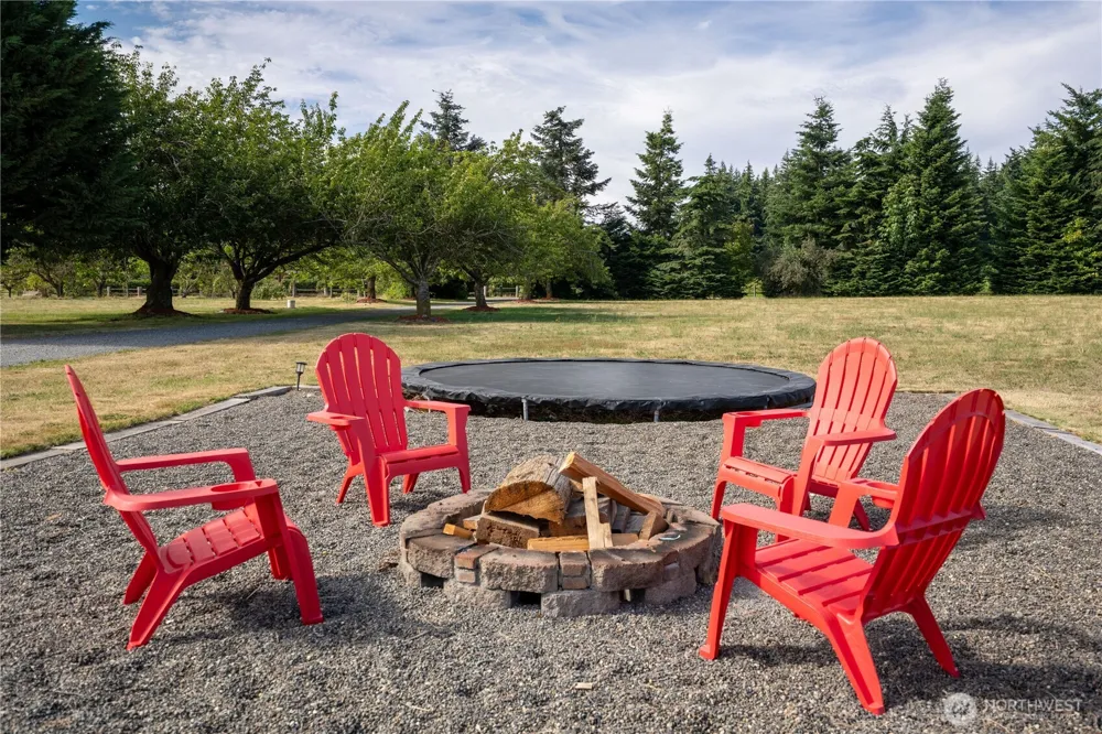 1231 Willeys Lake Rd Ferndale, WA 98248