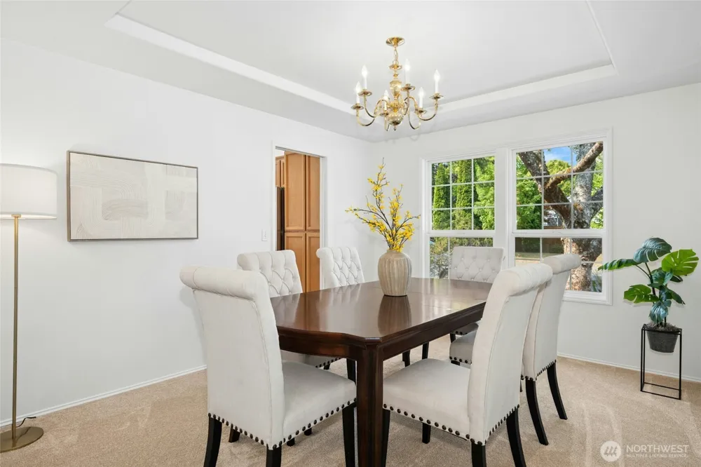 2489 239th Place NE Sammamish, WA 98074