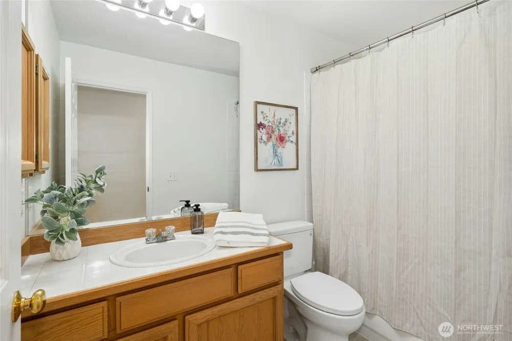 2489 239th Place NE Sammamish, WA 98074
