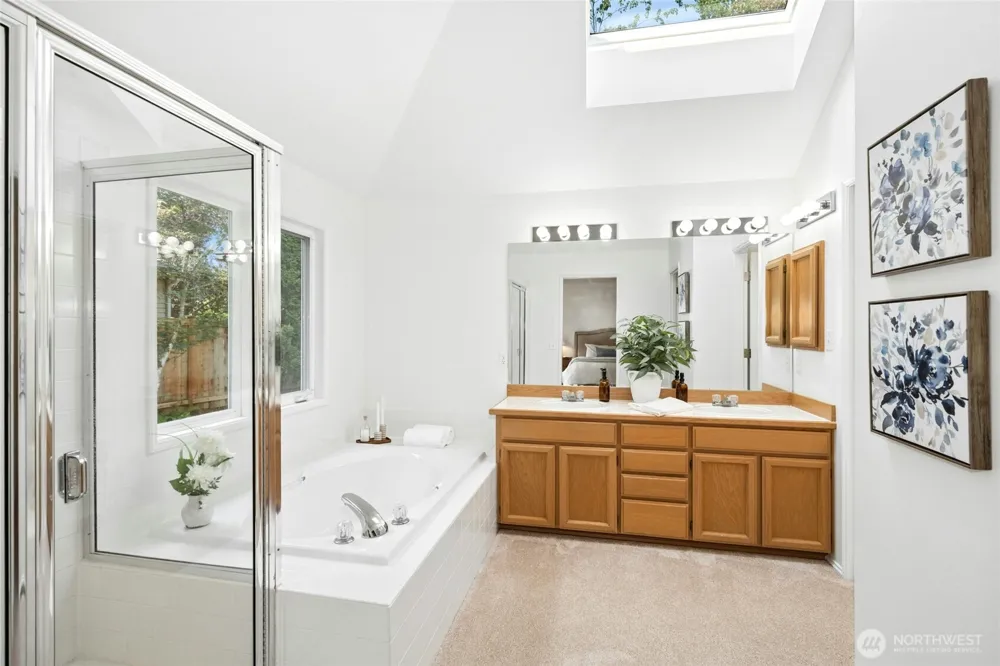 2489 239th Place NE Sammamish, WA 98074
