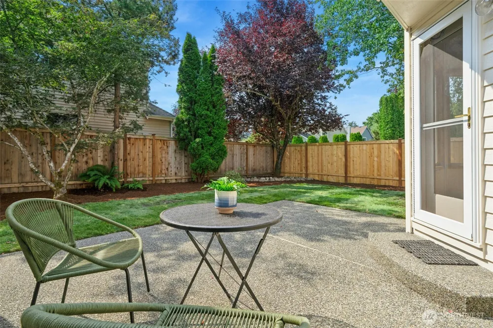 2489 239th Place NE Sammamish, WA 98074