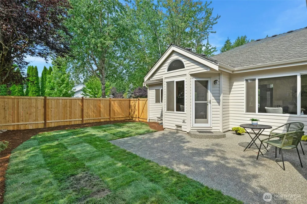 2489 239th Place NE Sammamish, WA 98074