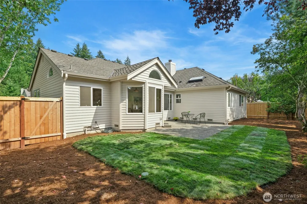 2489 239th Place NE Sammamish, WA 98074