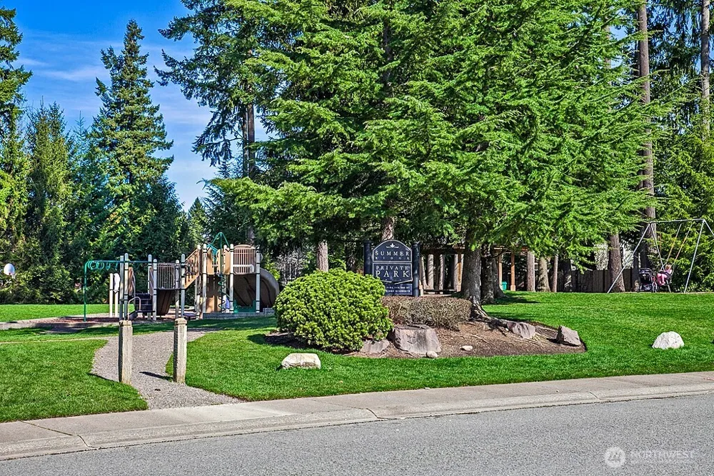2489 239th Place NE Sammamish, WA 98074