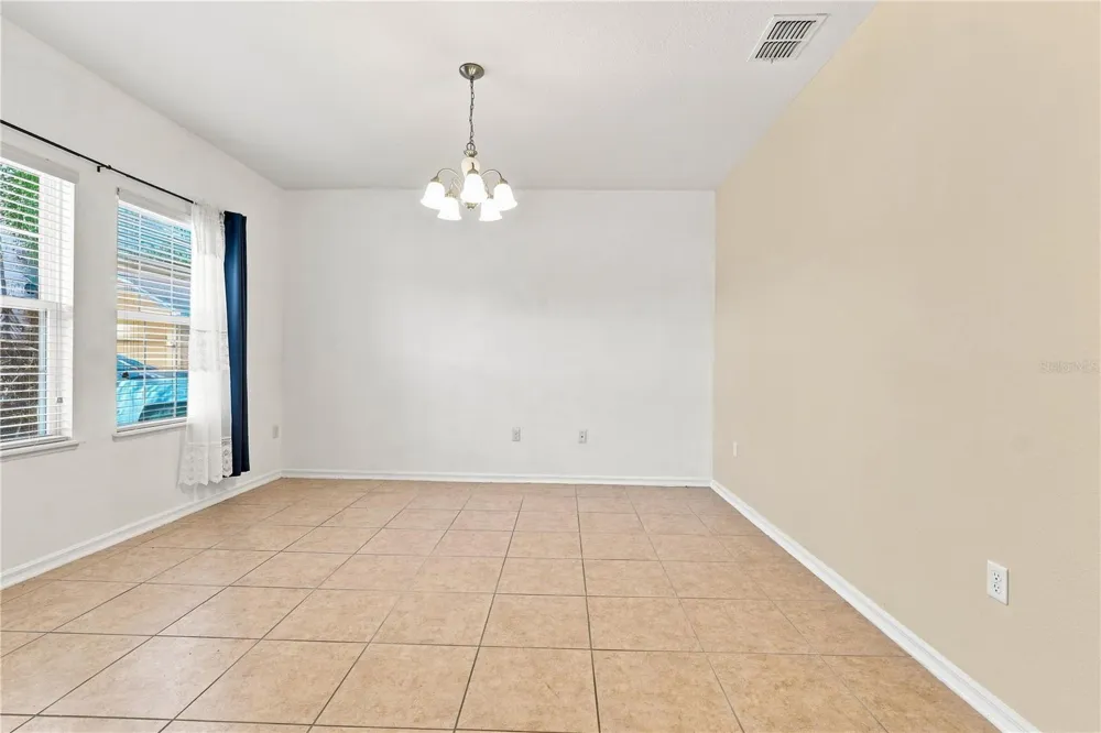 2803 MOONSTONE BEND Kissimmee, FL 34758