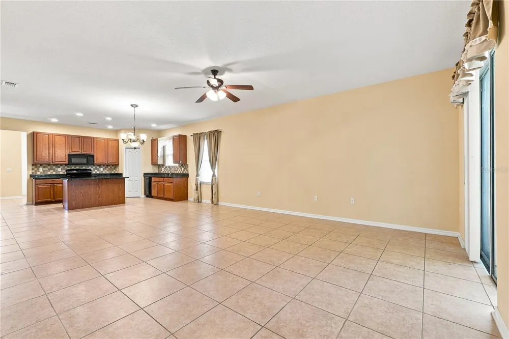 2803 MOONSTONE BEND Kissimmee, FL 34758
