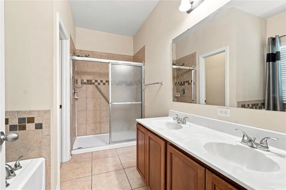 2803 MOONSTONE BEND Kissimmee, FL 34758