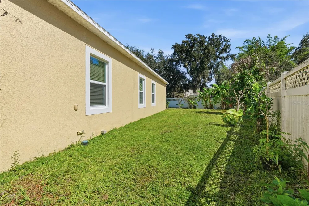 2803 MOONSTONE BEND Kissimmee, FL 34758