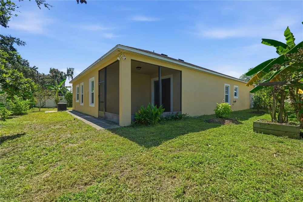2803 MOONSTONE BEND Kissimmee, FL 34758