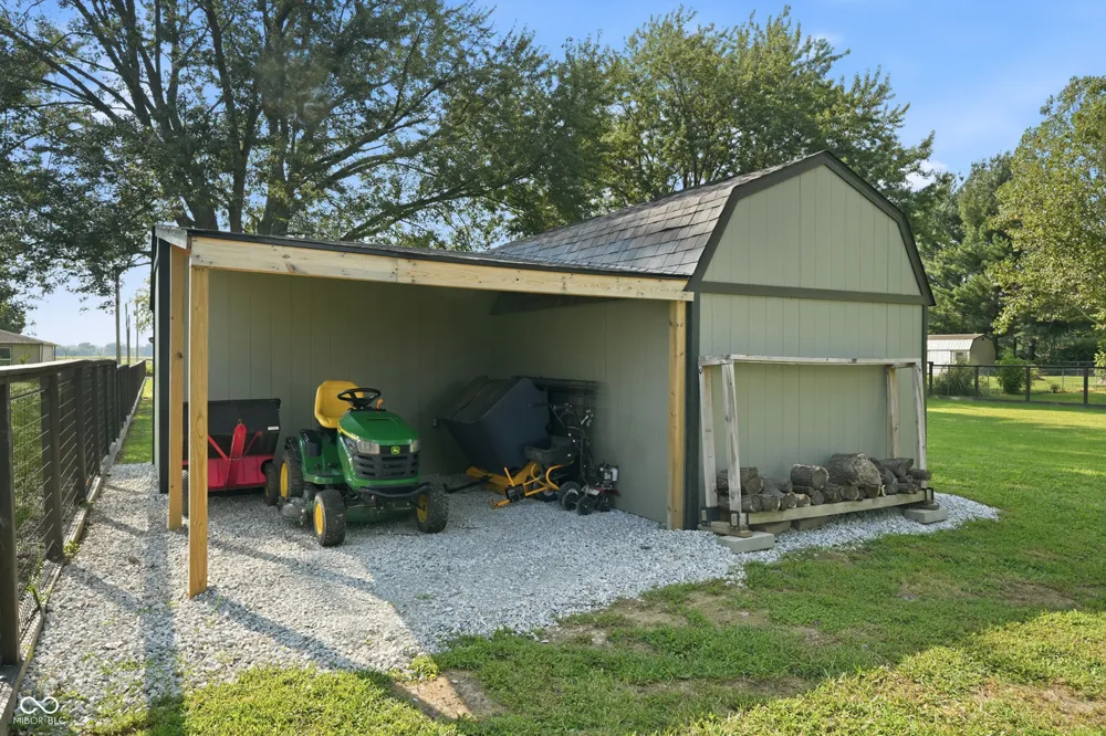 8167 S County Road 525 E Mooresville, IN 46158