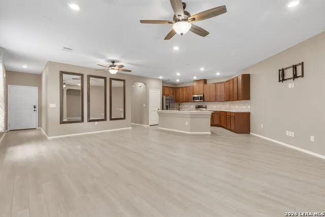 6405 WAGON SPRING ST Del Valle, TX 78617