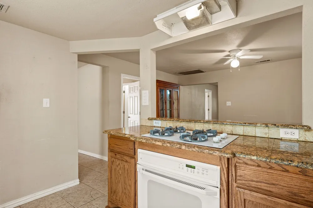 422 Wood Street Denton, TX 76209