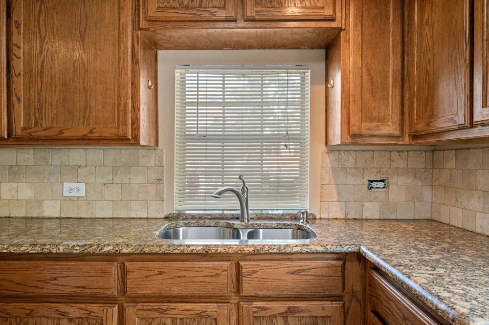 422 Wood Street Denton, TX 76209