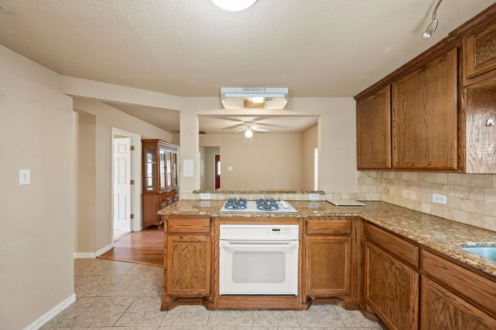 422 Wood Street Denton, TX 76209