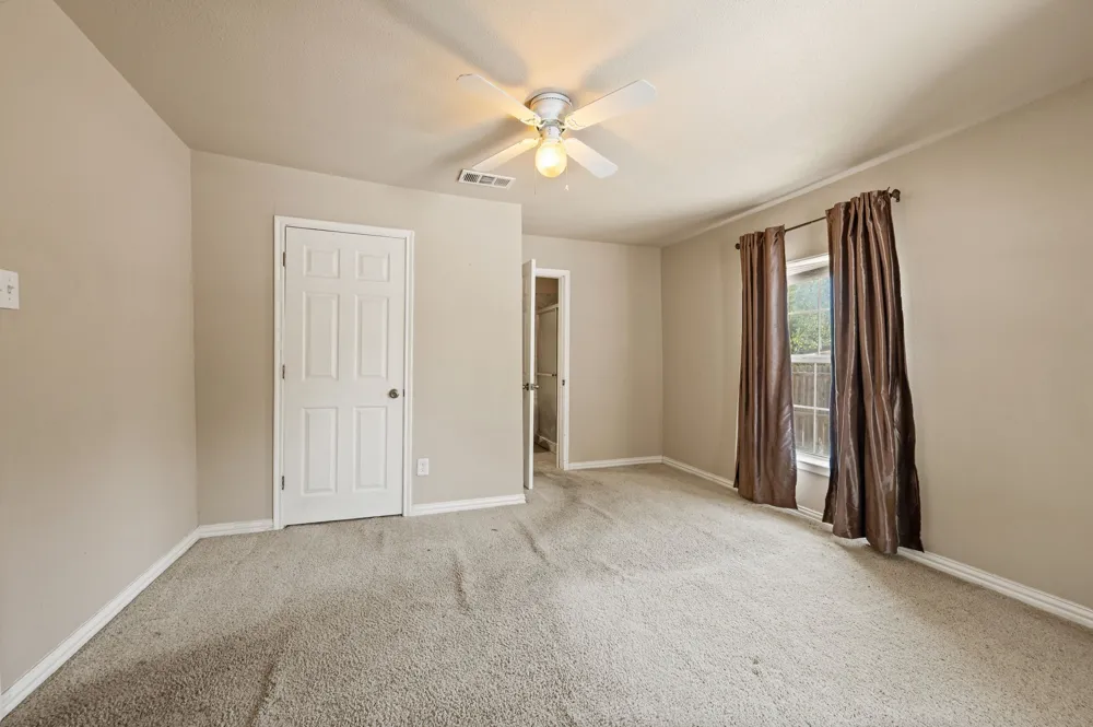 422 Wood Street Denton, TX 76209